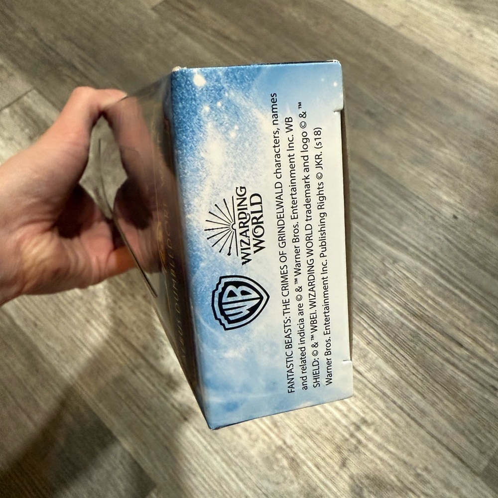 Fantastic Beasts Crimes of Grindelwald Albus Dumbledore Wand NWT NWB Never open - Picture 6 of 6